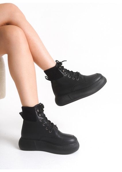 Kadın Platform Kalın Taban Bağcıklı Triko Detaylı Günlük Bot & Bootie modelleri