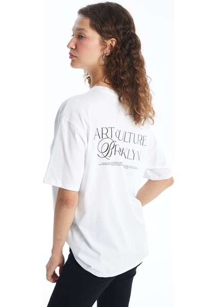 Yeni Sezon Bisiklet Yaka Baskılı Kısa Kollu Oversize Kadın Tişört