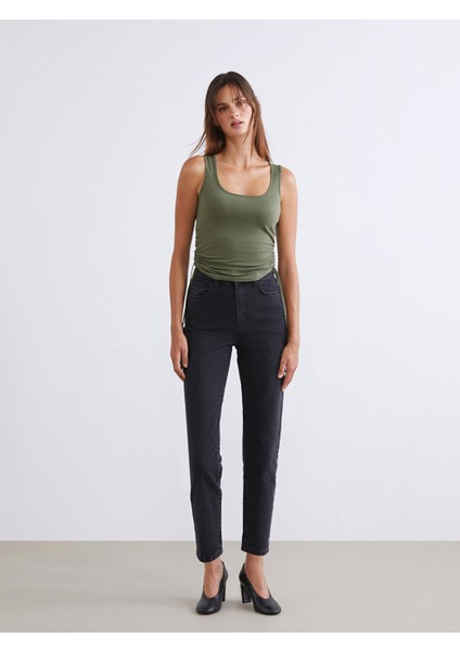 Yeni Sezon Kare Yaka Büzgülü Kadın Atlet 2'li fırsatları