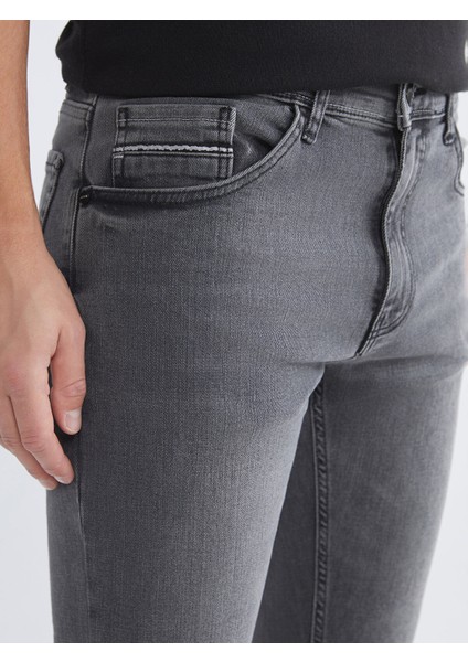 Yeni Sezon 750 Slim Fit Erkek Jean Pantolon modelleri