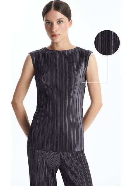 Yeni Sezon Bisiklet Yaka Dokulu Kadın Bluz