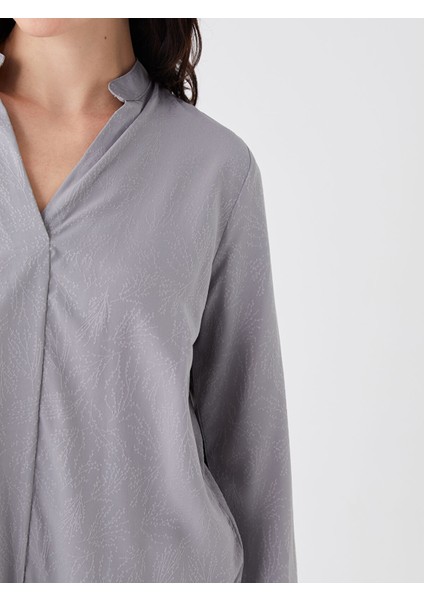 Yeni Sezon Kaçık Yaka Desenli Uzun Kollu Kadın Bluz fırsatları