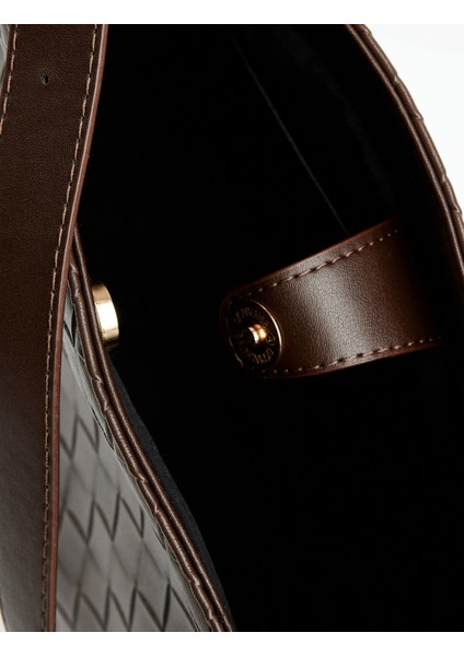 Örgü Desenli Suni Deri Metal Tokalı Tote Çanta fırsatları