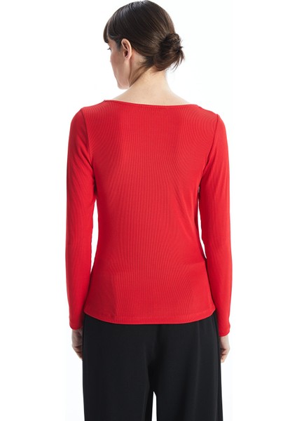 Yeni Sezon Kare Yaka Kadın Body fırsatları