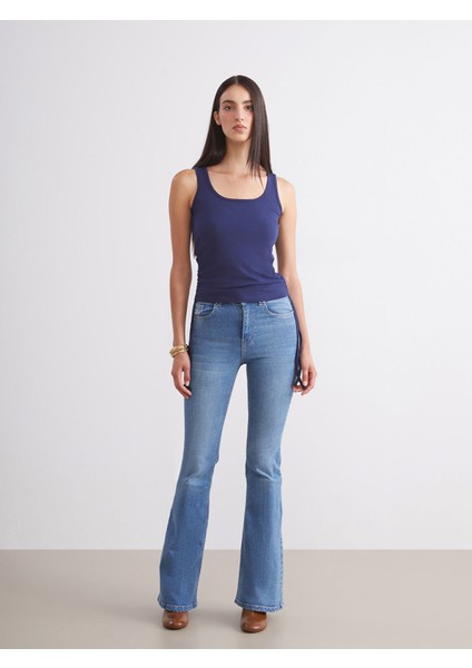 Yeni Sezon Kare Yaka Büzgülü Kadın Atlet 2'li fırsatları