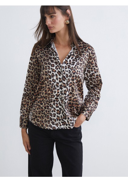 Yeni Sezon Leopar Desenli Saten Kadın Gömlek