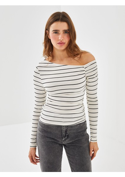 Yeni Sezon Kayık Yaka Çizgili Kadın Body