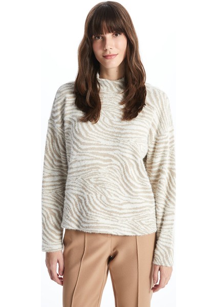 Yeni Sezon Dik Yaka Desenli Uzun Kollu Kadın Tişört fiyatları