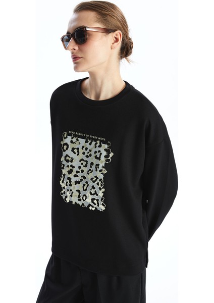 Yeni Sezon Bisiklet Yaka Baskılı Oversize Kadın Tişört