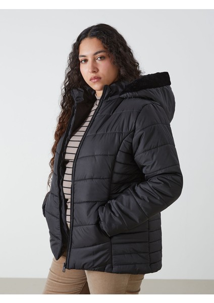 Yeni Sezon Kapüşonlu Kadın Şişme Mont fiyatları