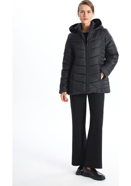 Yeni Sezon Kapüşonlu Kadın Şişme Mont modelleri