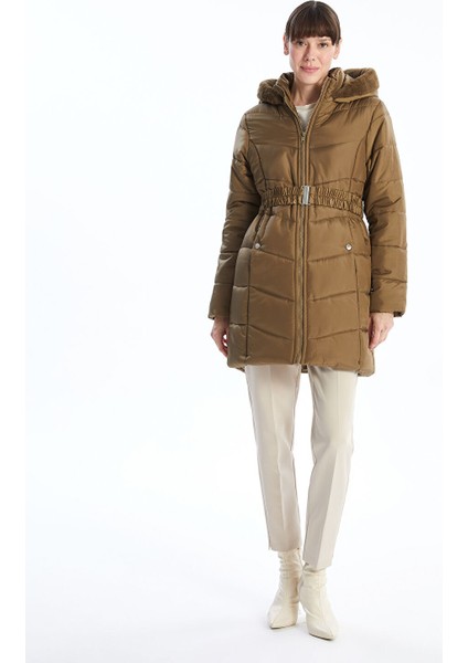 Yeni Sezon Kapüşonlu Kadın Şişme Mont modelleri