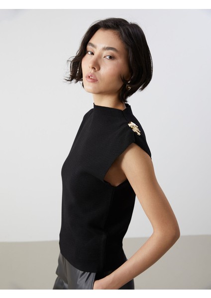 Yeni Sezon Dik Yaka Kadın Triko Süveter fiyatları