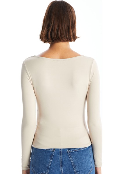 Yeni Sezon Kare Yaka Düz Uzun Kollu Kadın Body fırsatları