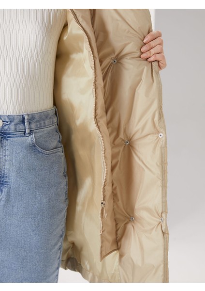 Yeni Sezon Kapüşonlu Kadın Şişme Mont fırsatları