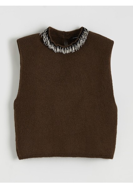 Yeni Sezon Dik Yaka Boncuk Işlemeli Kadın Triko Süveter indirimleri