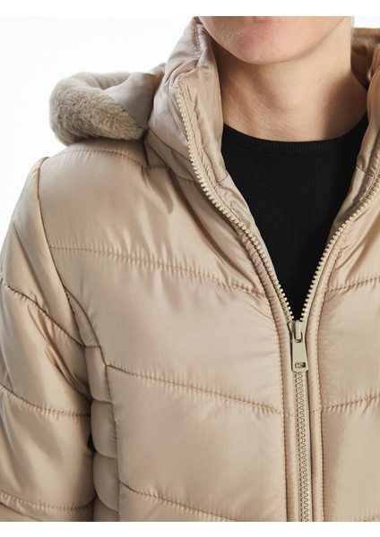 Yeni Sezon Kapüşonlu Kadın Şişme Mont fırsatları