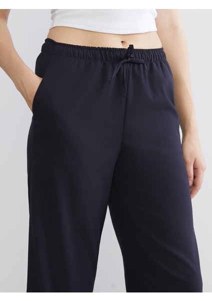 Yeni Sezon Beli Lastikli Geniş Paça Kadın Pantolon modelleri