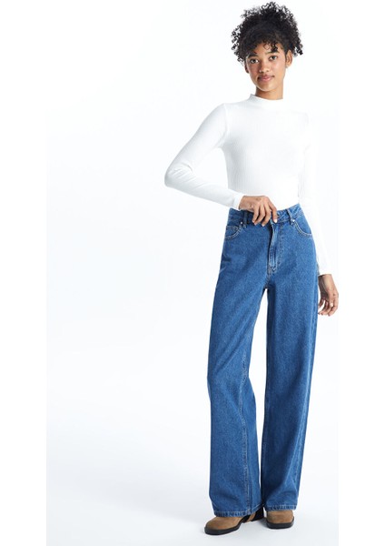 Yeni Sezon Dik Yaka Dokulu Kadın Body fiyatları