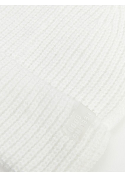 Yeni Sezon Basic Kadın Bere modelleri