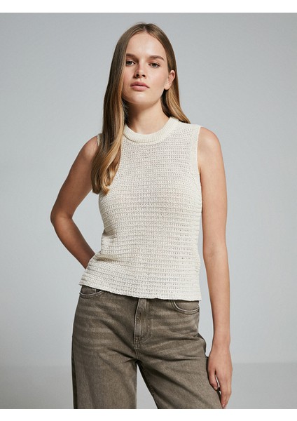 Yeni Sezon Bisiklet Yaka Ajurlu Kadın Triko Süveter