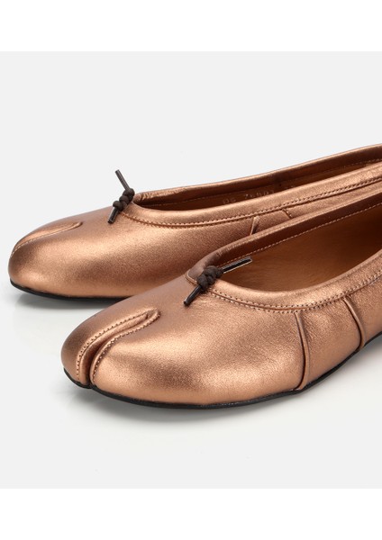 01AYH316830A470 KADIN Deri Bronz Ön Detaylı Babet modelleri