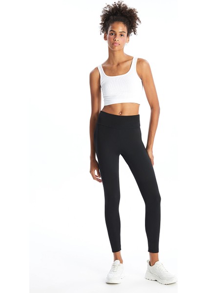 Yeni Sezon U Yaka Düz Askılı Kadın Crop fiyatları