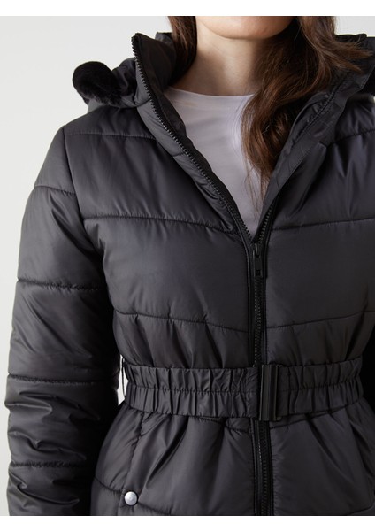 Yeni Sezon Kapüşonlu Kadın Şişme Mont modelleri