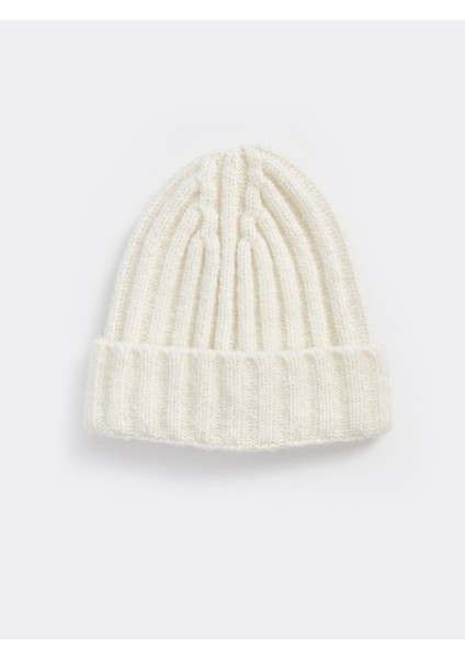 Yeni Sezon Basic Kadın Bere modelleri