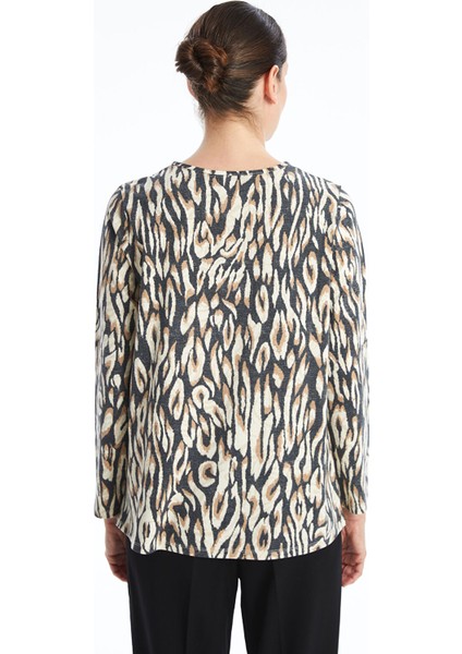 Yeni Sezon Bisiklet Yaka Desenli Kadın Tişört fırsatları