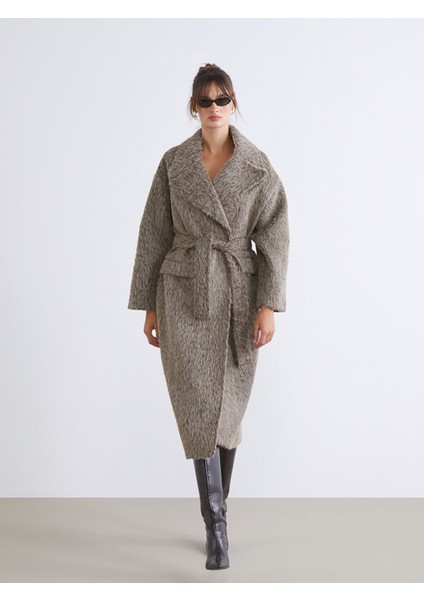 Yeni Sezon Ceket Yaka Kuşaklı Kadın Kaban