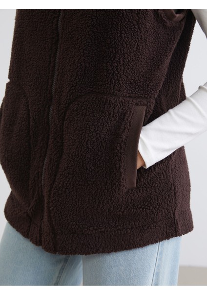 Yeni Sezon Dik Yaka Kadın Pelüş Yelek modelleri