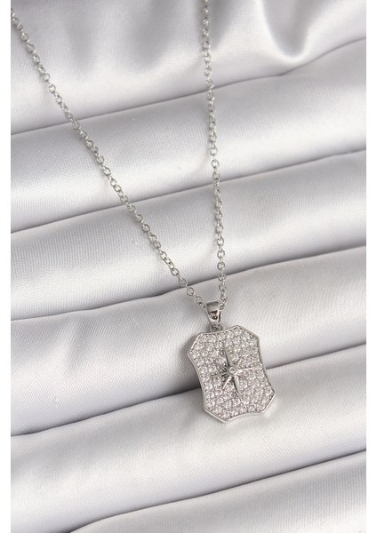 316L Çelik Gümüş Renk Zincir Zirkon Taşlı Kutup Yıldız İşlemeli Madalyon Model Kadın Kolye - TJ-BKO9943