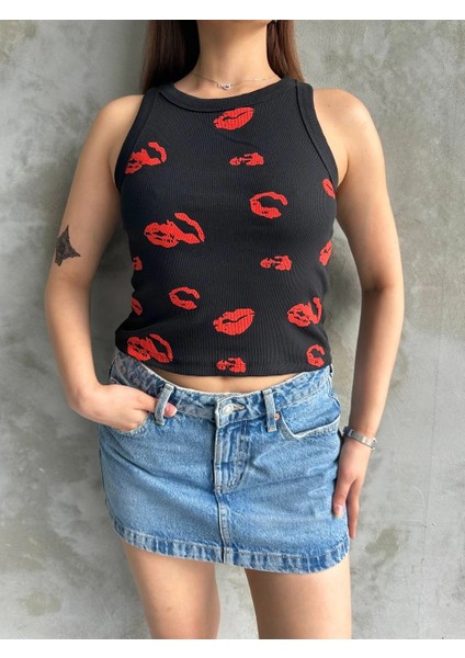 Sptrns Öpücük Baskılı Bluz Siyah (Beden: Standart)