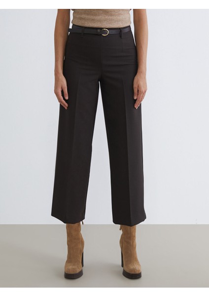 Yeni Sezon Beli Kemerli Geniş Paça Kadın Pileli Pantolon fiyatları