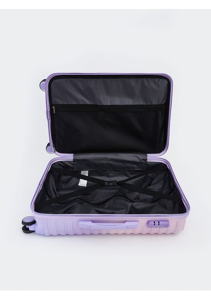 Yeni Sezon Kilit Detaylı Büyük Boy Valiz modelleri