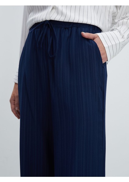 Yeni Sezon Beli Lastikli Dokulu Kadın Pantolon modelleri