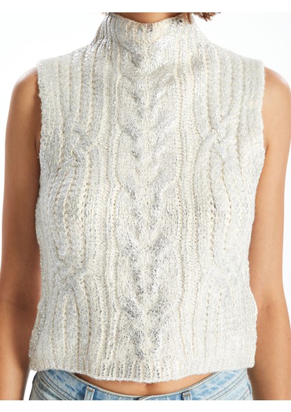 Yeni Sezon Yarım Balıkçı Yaka Kendinden Desenli Kadın Triko Süveter modelleri