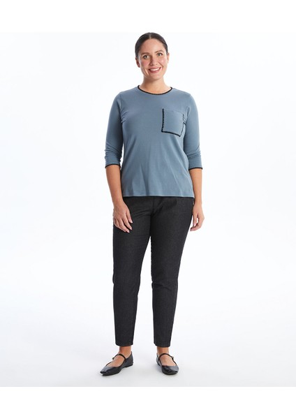 Yeni Sezon Bisiklet Yaka Nakışlı Kadın Tişört fiyatları