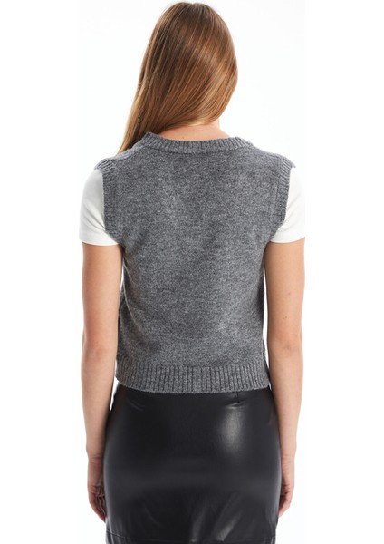 Yeni Sezon Kadın V Yaka Düz Triko Süveter fırsatları