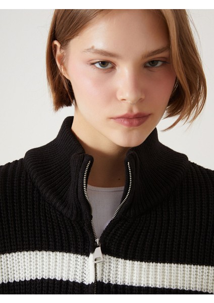 Yeni Sezon Dik Yaka Renk Bloklu Kadın Triko Süveter modelleri