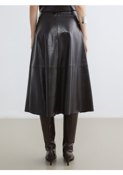 Yeni Sezon Beli Fermuarlı A Kesim Deri Görünümlü Etek fırsatları