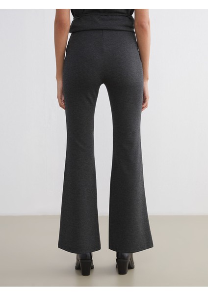 Yeni Sezon Beli Lastikli Ispanyol Paça Kadın Pantolon fırsatları