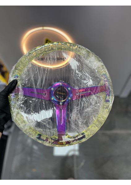 Kesik Baloncuklu Sarı Momo Direksiyon 34MM