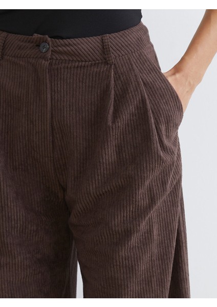 Yeni Sezon Geniş Paça Kadın Kadife Pantolon modelleri
