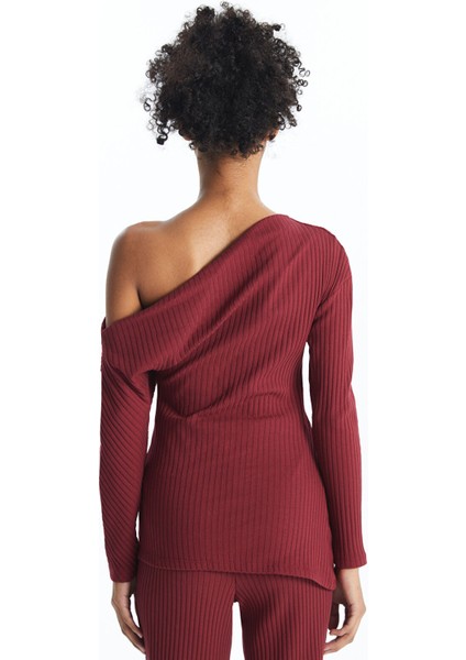 Yeni Sezon Kayık Yaka Kadın Body fırsatları