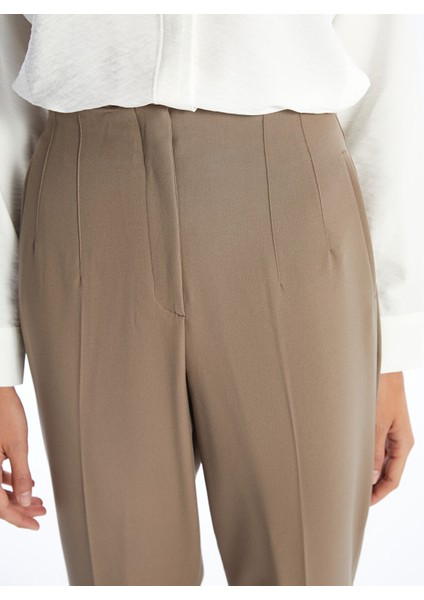 Yeni Sezon Standart Fit Kadın Pantolon modelleri