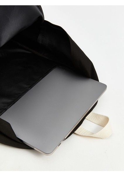 Yeni Sezon Yazı Baskılı Kadın Sırt Çantası fırsatları