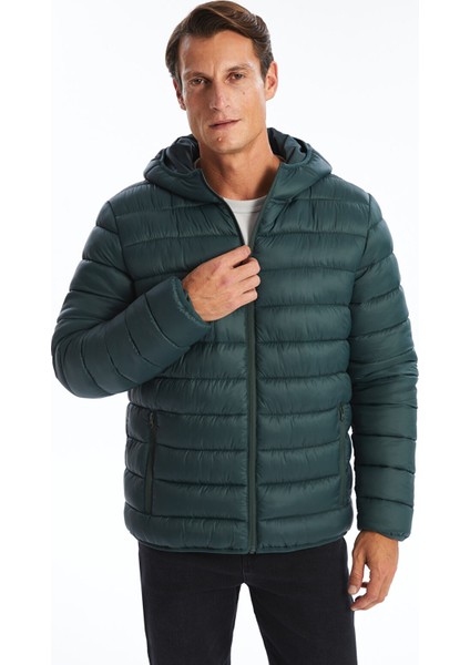 Yeni Sezon Standart Kalıp Kapüşonlu Erkek Şişme Mont