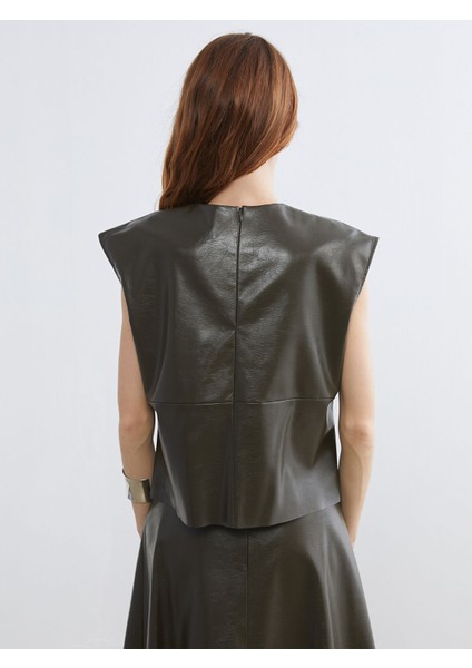 Yeni Sezon Bisiklet Yaka Deri Görünümlü Bluz fırsatları